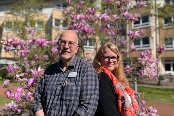 Ulrich Jansen, Einrichtungsleitung und Janine Lenzkes, Pflegedienstleitung im Altenheim Am Pixbusch Haus 1