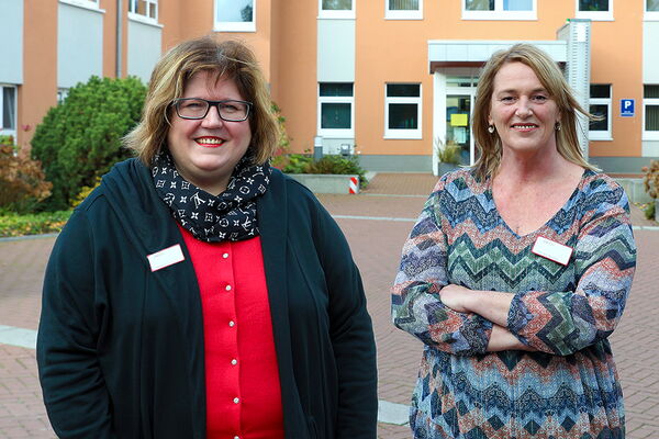 Stephanie Hansen, Einrichtungsleitung und Valeska Otto, Pflegedienstleitung